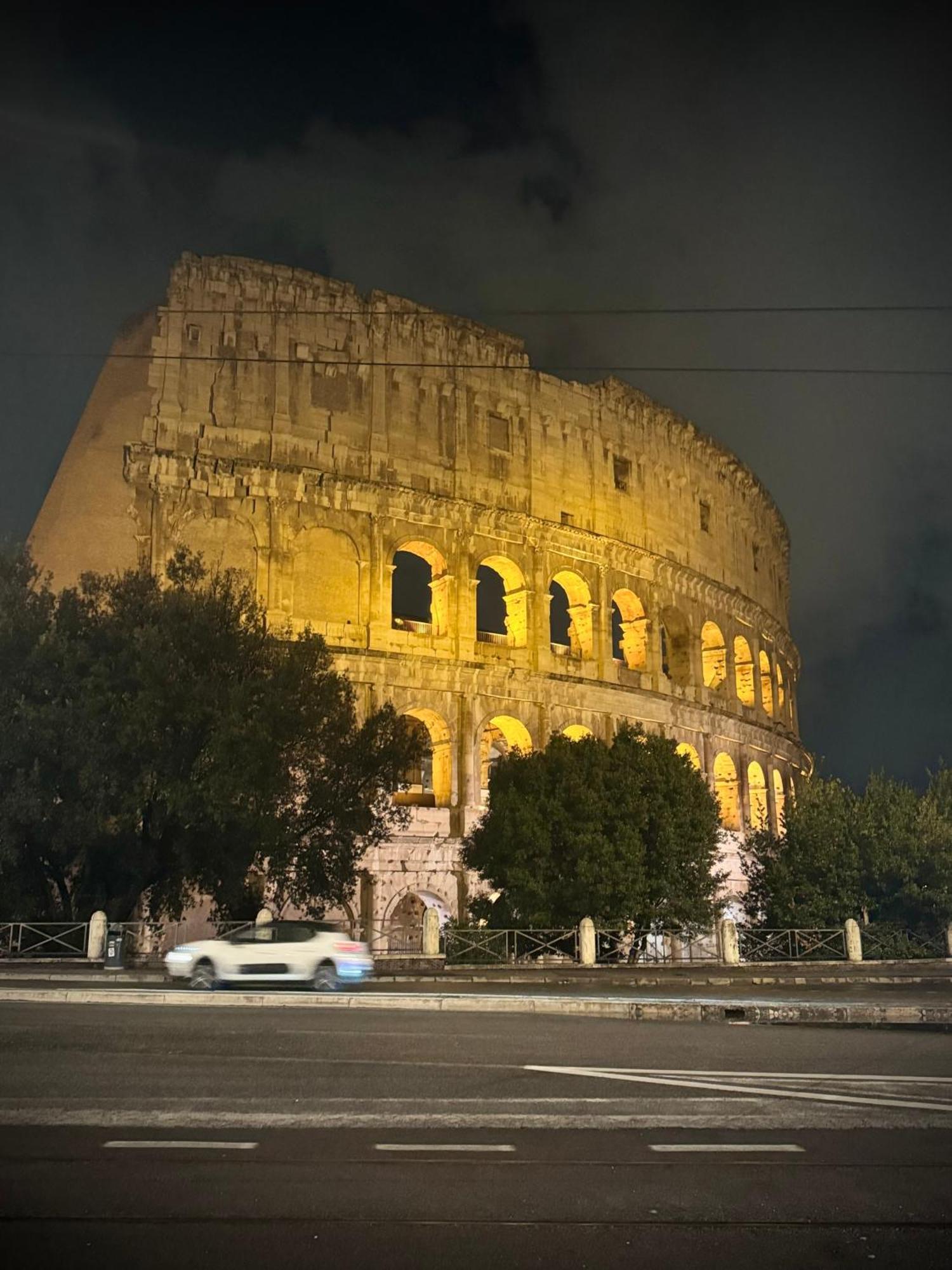 A Casa Di Lu, Al Colosseo - Guest House Roma Exterior foto